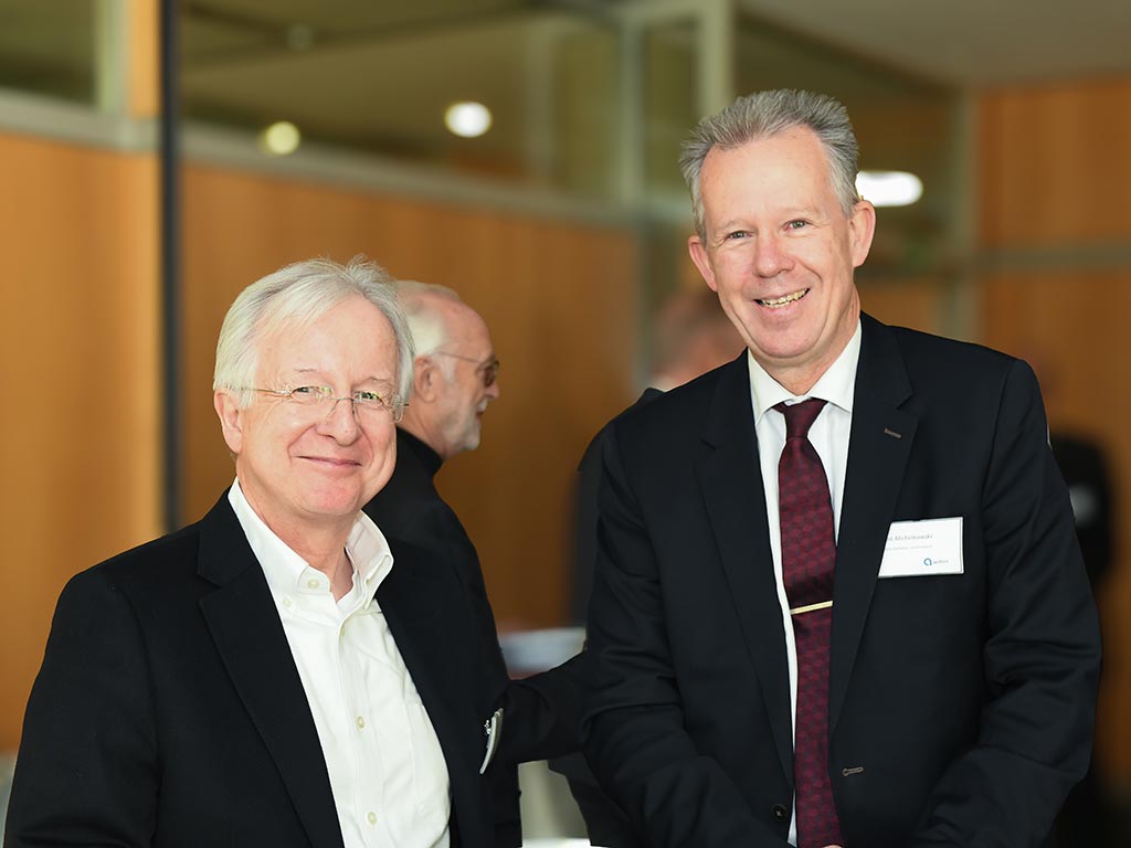 v.l.: Achim Breidenstein (Julius Thyssen Verwaltungs GmbH), Frank Michelkowski (apoBank)